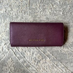 Michael Kors jet set wallet